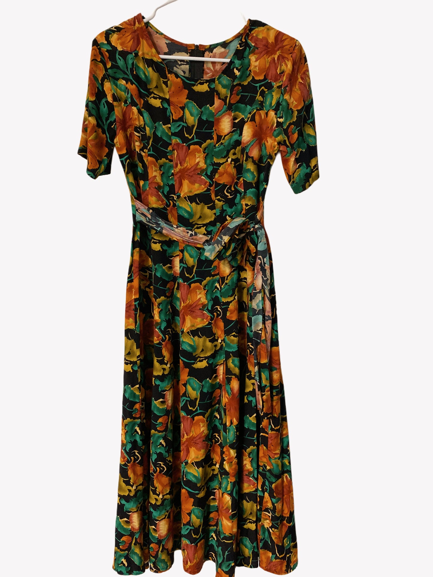 Vintage Floral Midi Dress
